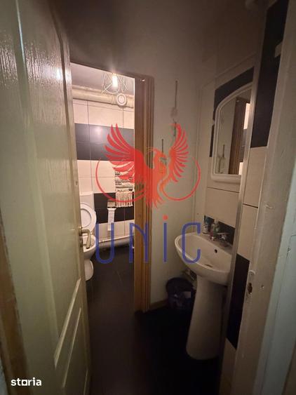 Spațiu comercial, de 14 mp, în Central