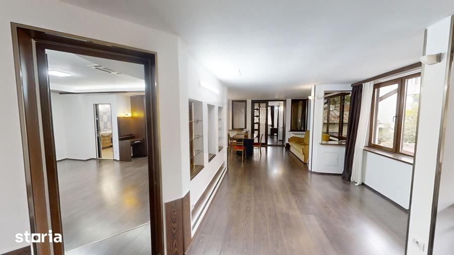 Apartament cu 5 camere decomandat în Grivița