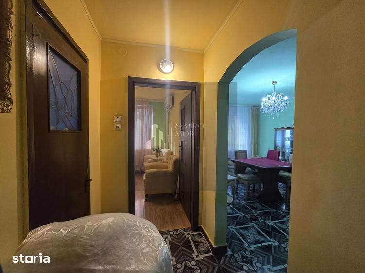 Apartament cu 3 camere decomandat în Rahova