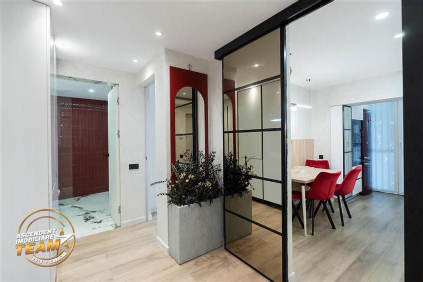 Apartament cu 2 camere decomandat în Central