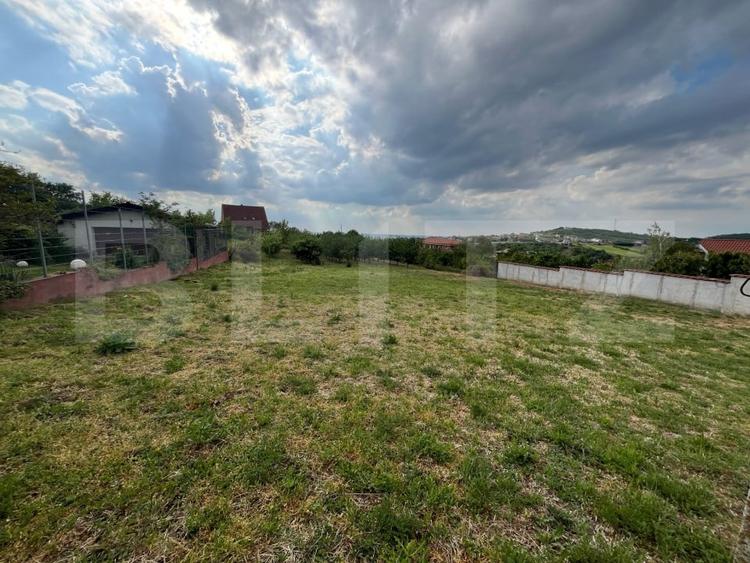 Teren Construcții intravilan de 2063 mp, în Gării
