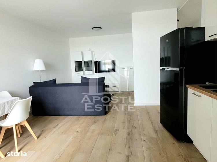Apartament cu 2 camere semidecomandat în Dumbrăvița