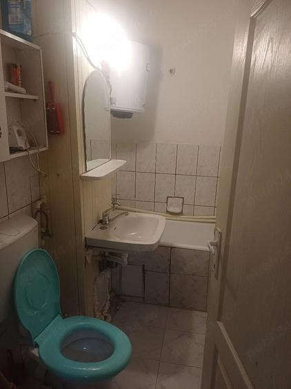 Garsonieră decomandată în Central