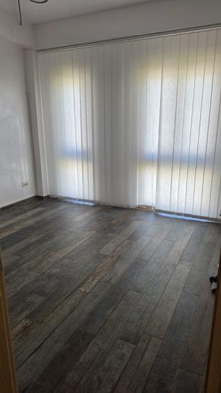 Apartament cu 2 camere decomandat în Centrul Istoric