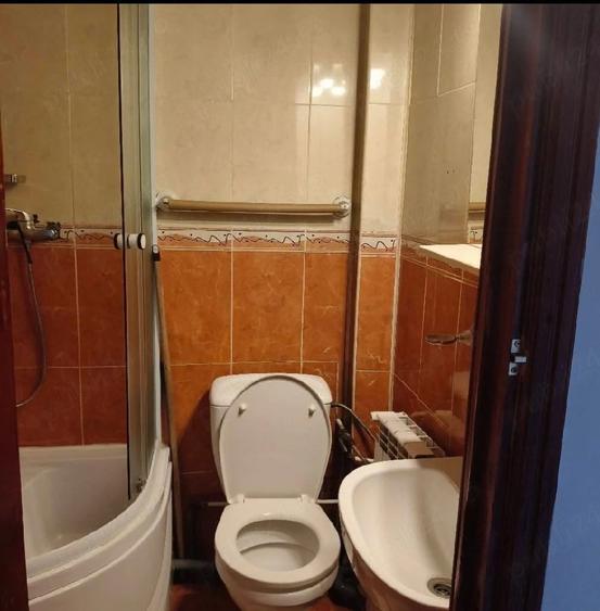Apartament cu 2 camere semidecomandat în Exterior Vest