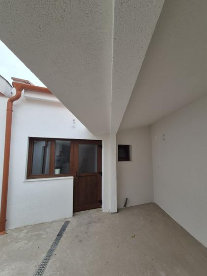 Casă cu 2 camere în Oșorhei