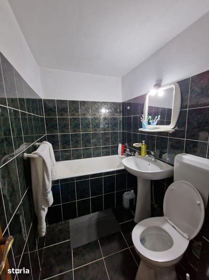 Apartament cu 3 camere decomandat în Rogerius