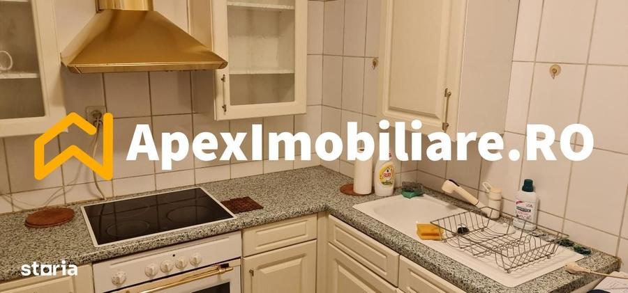 Apartament cu 2 camere decomandat în P-ța Victoriei