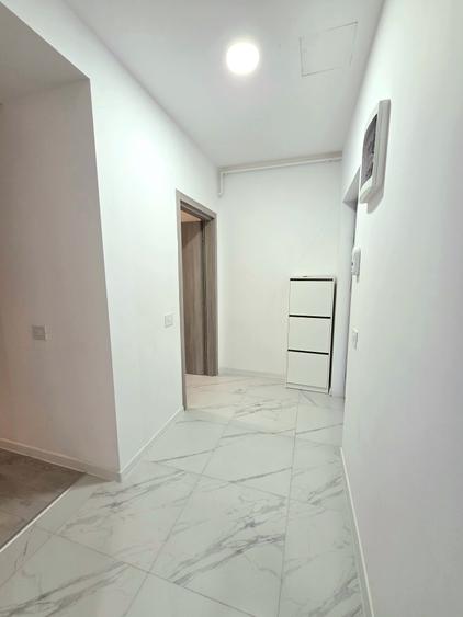 Garsonieră decomandată în P-ța Gorjului