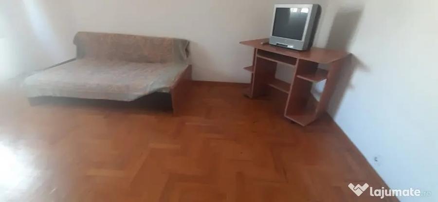 Republicii, zona buna, 2 camere, etaj 3 - 4