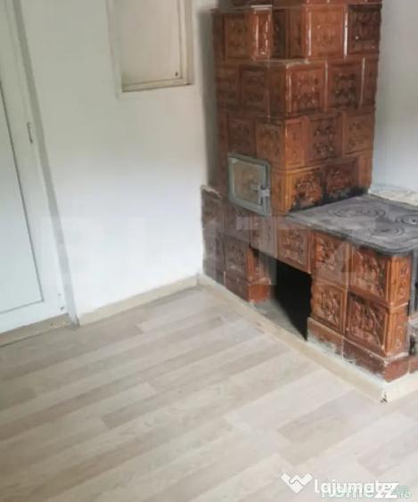 Casă cu 2 camere cu Teren 420 Mp în Central