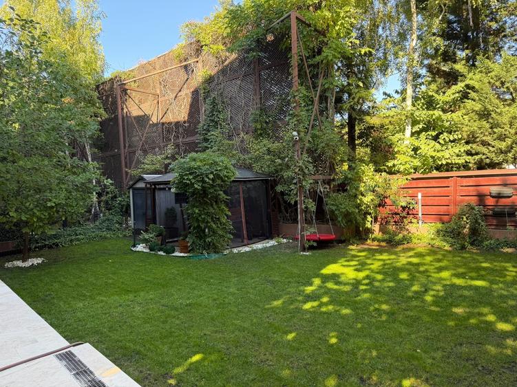 Apartament cu 3 camere decomandat în Copou