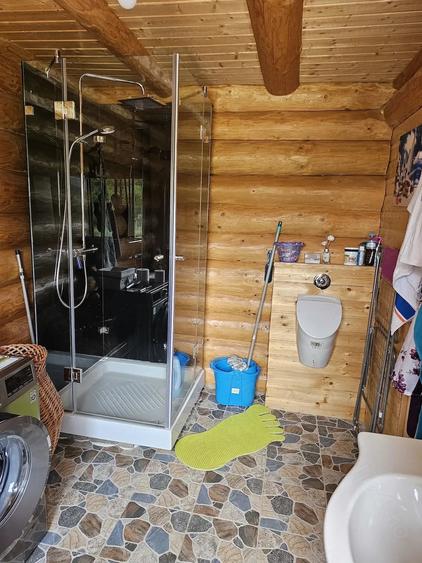 Casă cu 3 camere cu Teren 3042 Mp în Vale