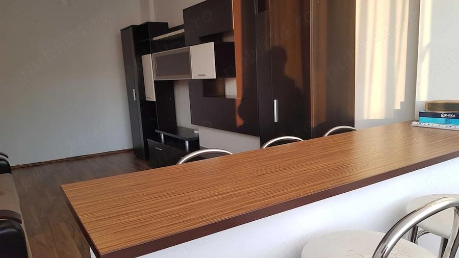 Garsonieră semidecomandată în Gării