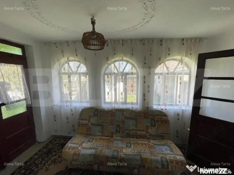 Casă cu 3 camere cu Teren 957 Mp în Central