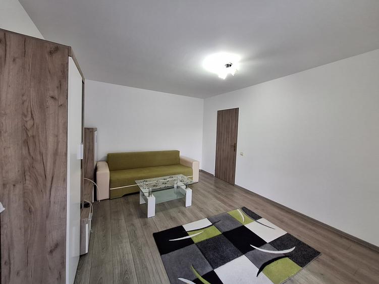 Apartament cu 2 camere decomandat, mobilat în Florești