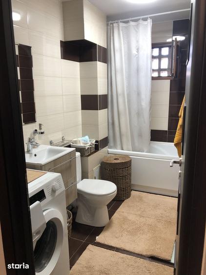 Apartament cu 2 camere în Podu Roș