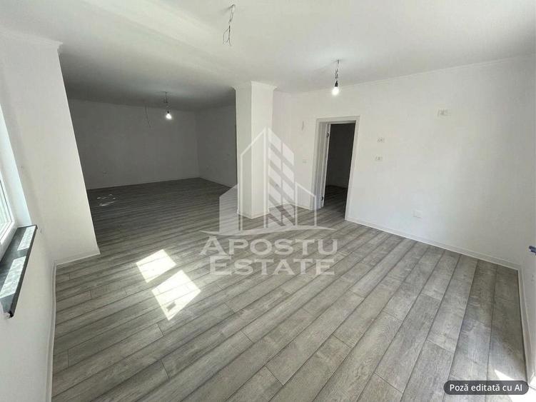 Birou, de 92 mp, în Elisabetin