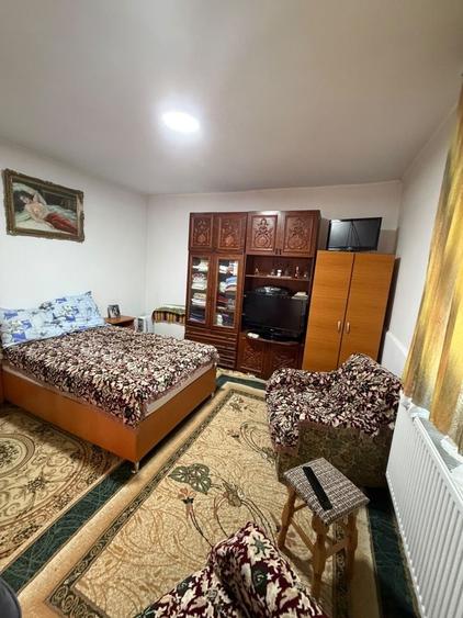 Casă cu 2 camere în Central