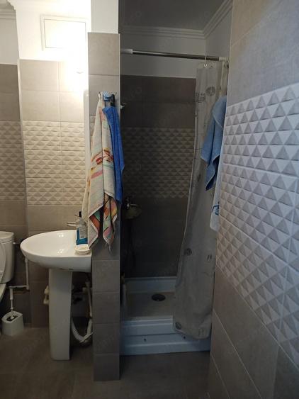 Apartament cu 2 camere decomandat în Republicii