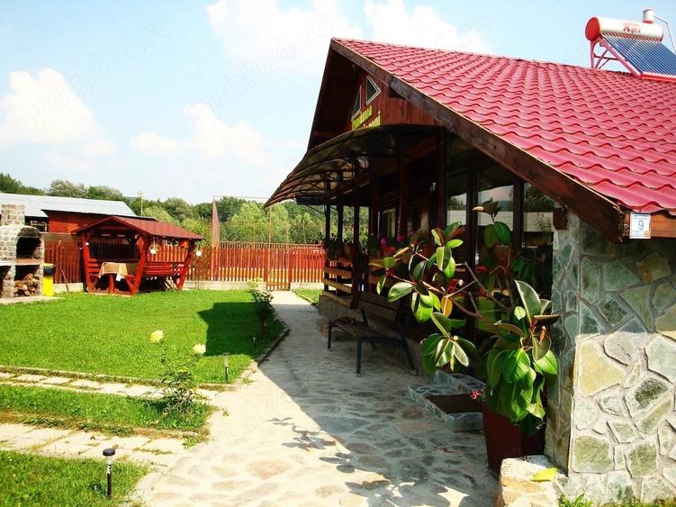 Casă cu 2 camere cu Teren 400 Mp în Bujoreni