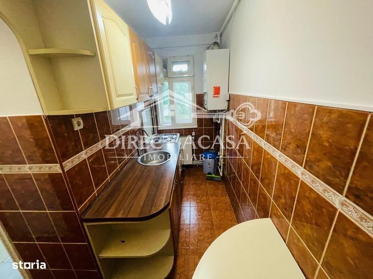 Apartament cu 3 camere în Dâmbu Pietros