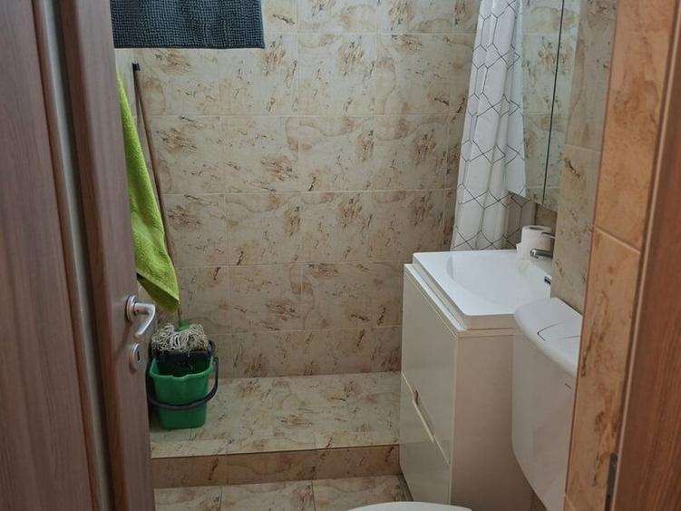 Garsonieră în Apărătorii Patriei
