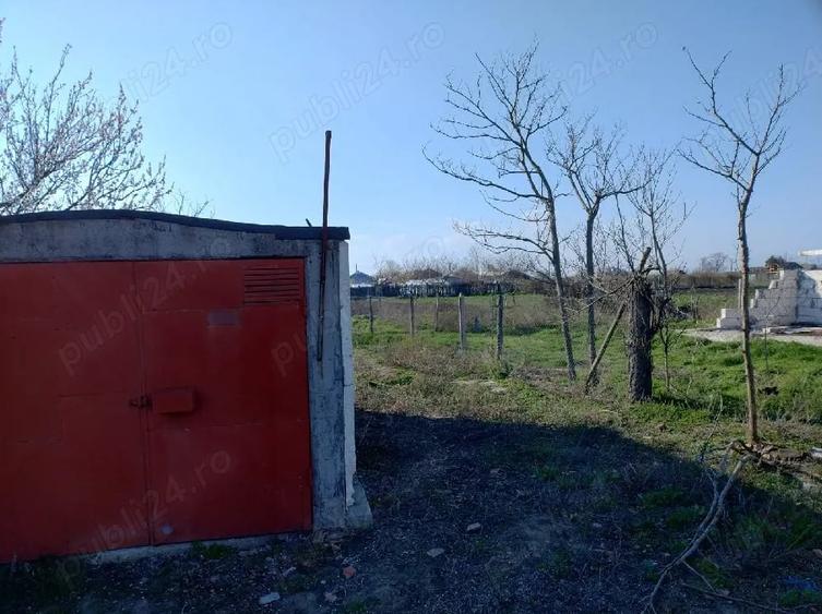 Casă cu Teren 1609 Mp în Unirea