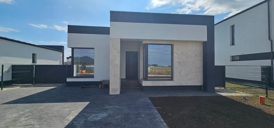 Casă individuală cu 3 camere cu Teren 335 Mp în Berceni