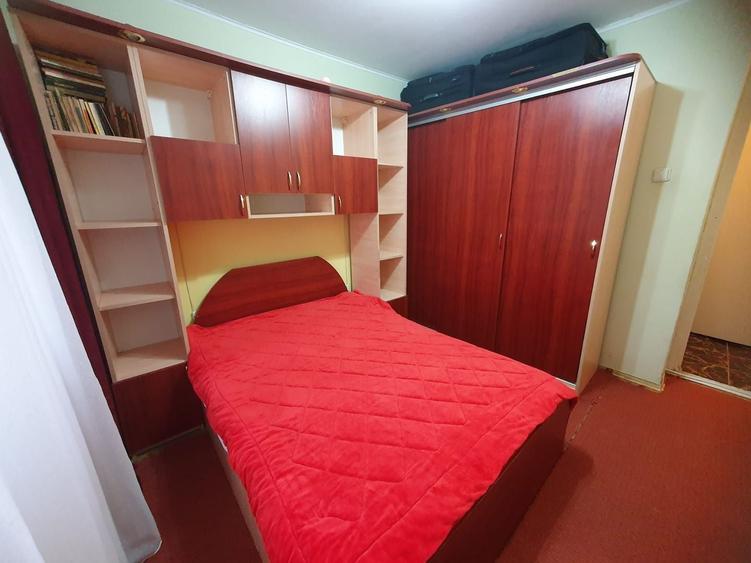 Apartament cu 2 camere decomandat, mobilat în Micro 19