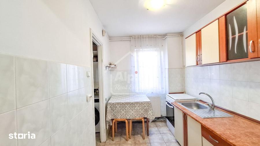 Apartament cu 2 camere semidecomandat în Centrul Civic