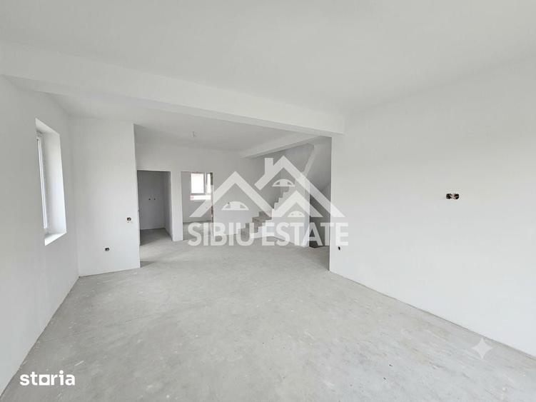 Casă cu 4 camere cu Teren 520 Mp în Gușterița
