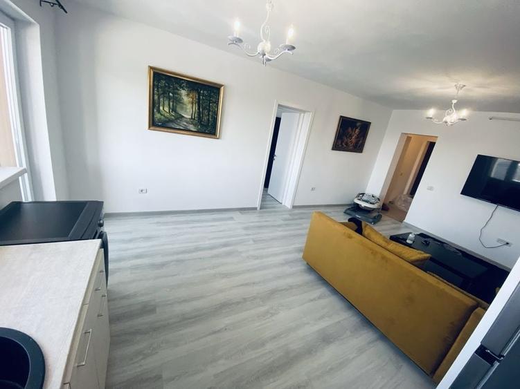 Apartament cu 2 camere decomandat în Sânpetru