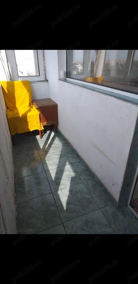 Apartament cu 3 camere decomandat în Pantelimon