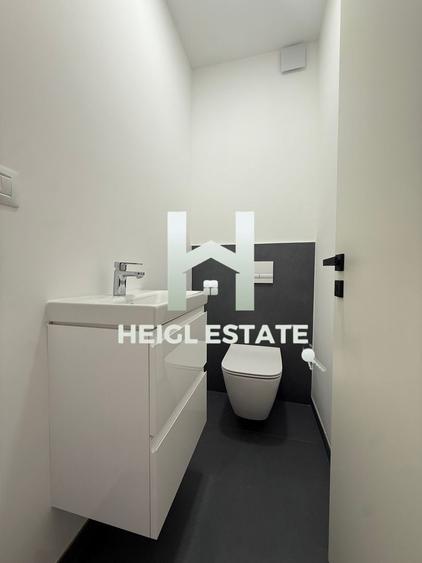 Apartament cu 21 camere, mobilat în Dumbrăvița