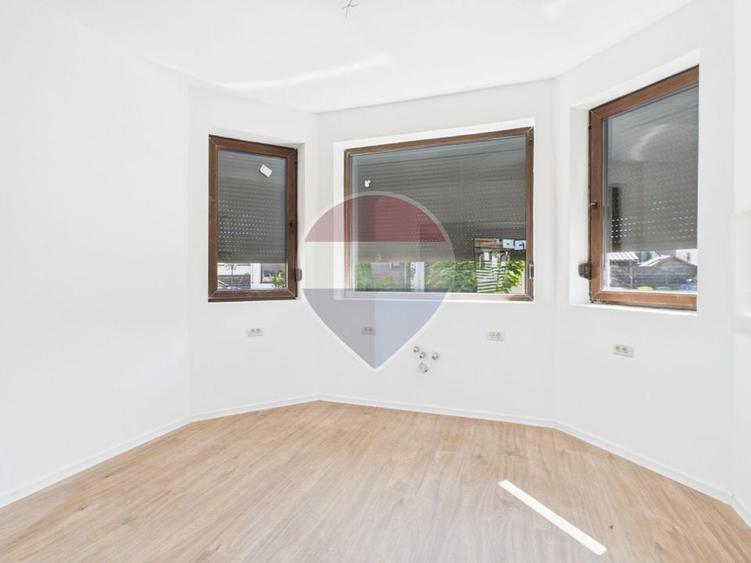 Duplex cu 4 camere cu Teren 211 Mp în Corbeanca