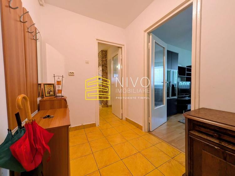 Apartament cu 2 camere semidecomandat, mobilat în Aleea Carpați