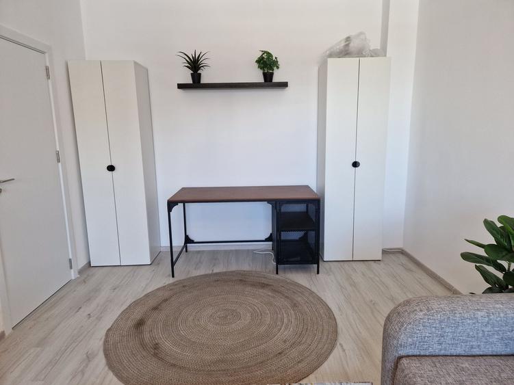 Apartament cu 2 camere decomandat în Cățelu