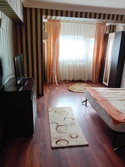 Apartament cu 3 camere decomandat în Alba Iulia