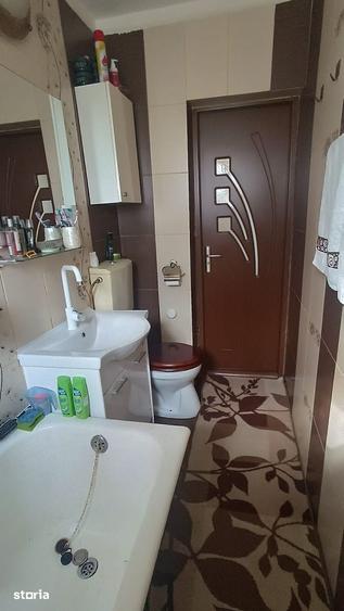 Apartament cu 2 camere nedecomandat în Republicii