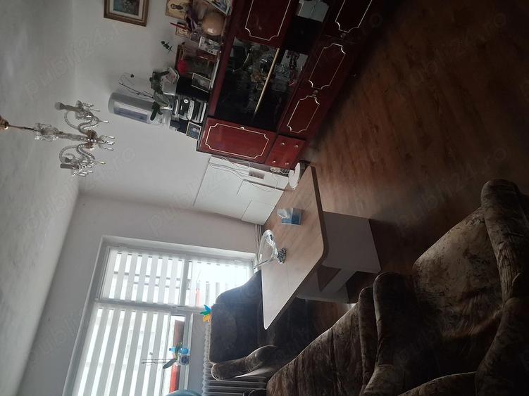Apartament cu 4 camere decomandat în Mărăști
