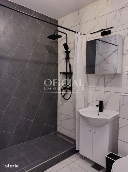 Apartament cu 3 camere semidecomandat, mobilat în Florești
