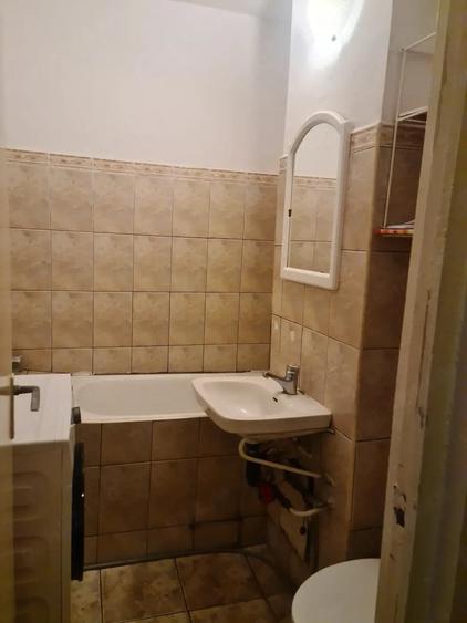 Garsonieră semidecomandată în Central