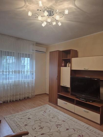 Apartament cu 2 camere decomandat în Siderurgiștilor