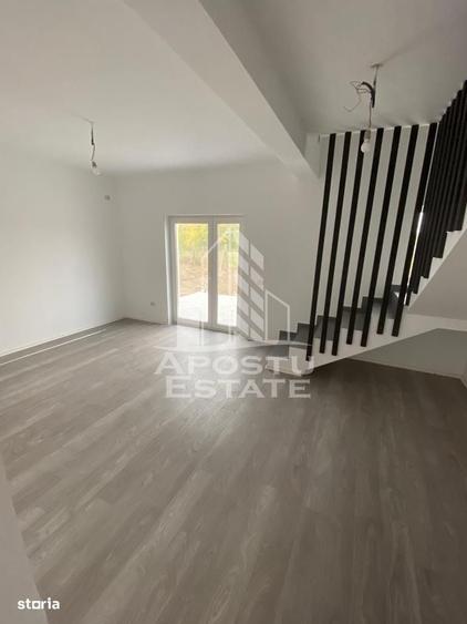 Casă cu 3 camere în Remetea Mare