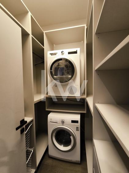 Apartament cu 2 camere decomandat, mobilat în Tractorul