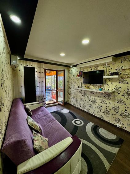 Apartament cu 2 camere semidecomandat în Micro 15