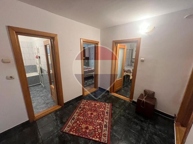 Apartament cu 2 camere decomandat, mobilat în Brăilei