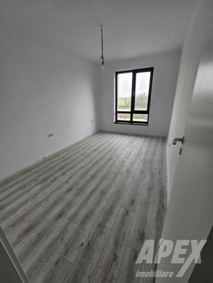 Casă individuală cu 4 camere cu Canalizare în Central