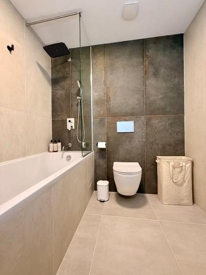Apartament cu 2 camere decomandat, mobilat în Central
